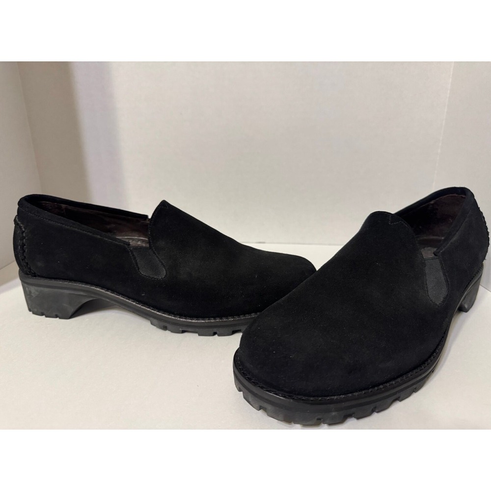 Cole Haan Country black suede slip on loafers 9b